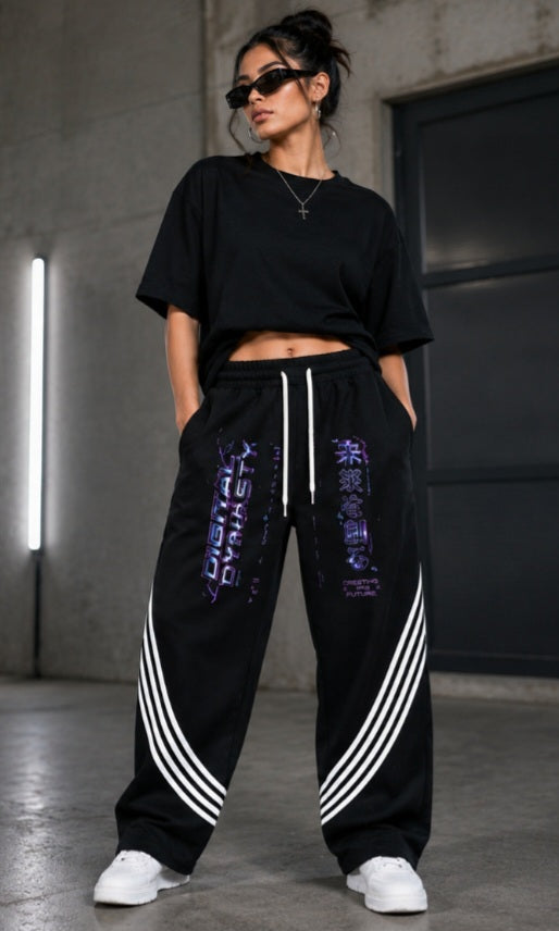Curved Stripe Straight Sweatpants